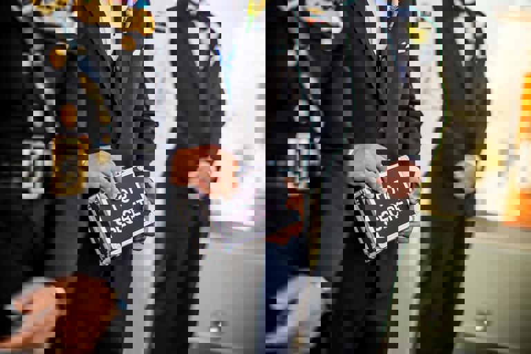 Minister Faces Inquiry Over Luxury Hotel Expenses on Recent Overseas Trade Mission